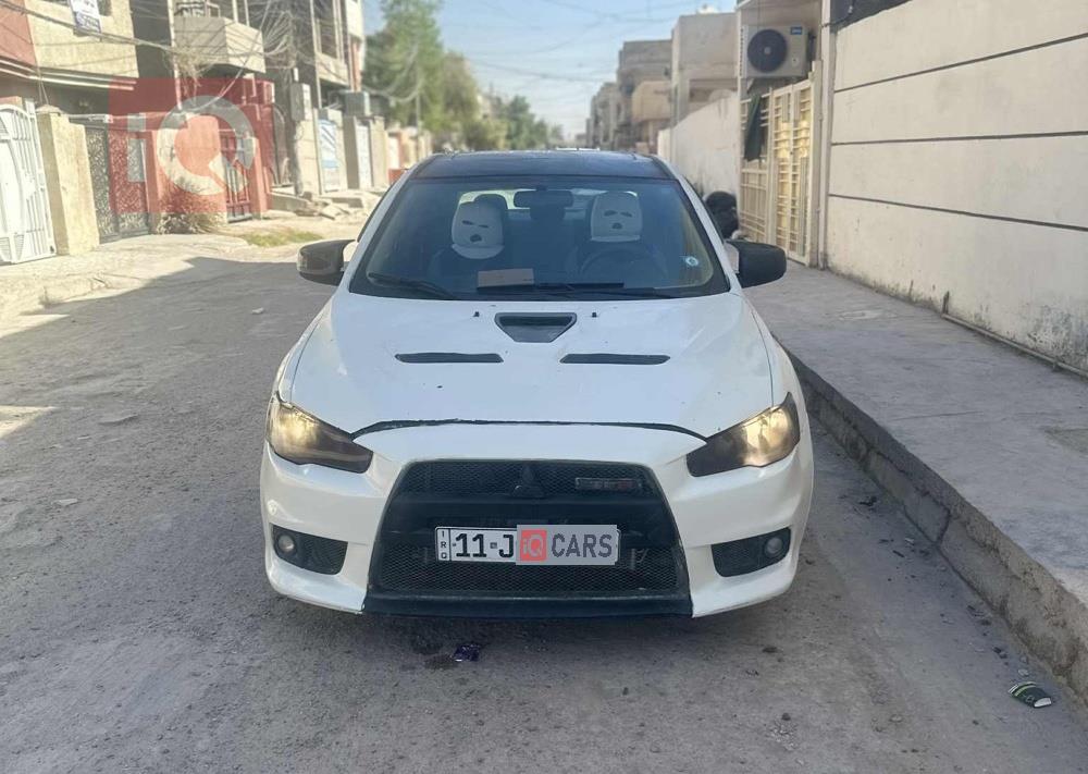 ميتسوبيشي لانسرEX